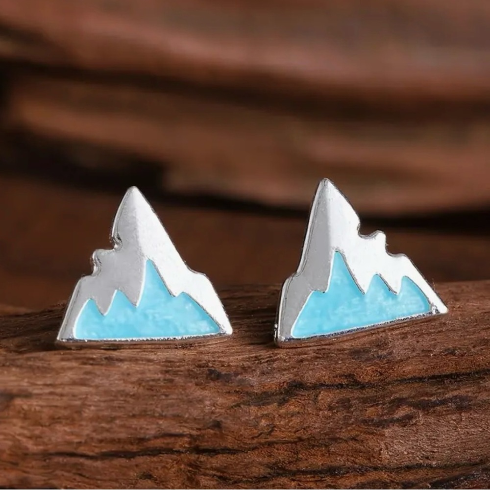 “Icy Mountain Peak” Snow Snowcapped Jagged Range Ridge Summit Mountaintop Studs